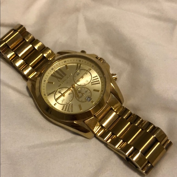 Michael Kors gold watch - Picture 2 of 8